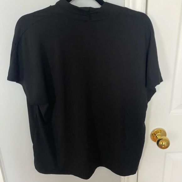 H&M Blouse - Picture 2 of 3